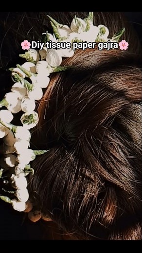 Diy tissue paper gajra 🌸//flowers crafts ideas//tissue paper crafts//