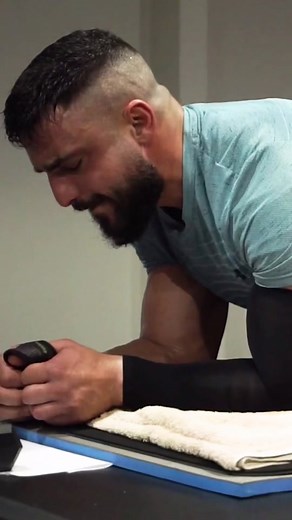 World Record: Longest Male Abdominal Plank by Daniel Scali