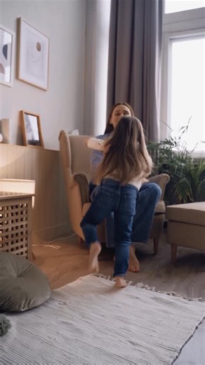 Adminify on Instagram: "Hoy, nuestra gratitud es para ustedes. 🍂 Gracias por confiarnos lo más valioso que tienen: su hogar y su comunidad. Es un honor trabajar para su tranquilidad. ¡Feliz Día de Acción de Gracias! 🧡 #Adminify #Thanksgiving #Gratitud #Comunidad #Tijuana"