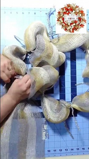 Fall 10 inch Deco Mesh POOF Wreath DIY Tutorial