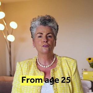 From age 25, our collagen levels begin to decline, causing signs of ageing in our skin. With 8000mg premium hydrolysed marine collagen in each nifty little sachet, Absolute Collagen is the natural way to boost your glow and feel your absolute best. It's 100% natural, so you can be 100% you 💛✨ Subscribe today! | Absolute Collagen