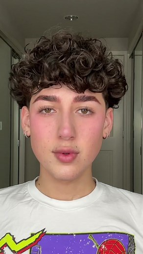 Full face using kids makeup💄#makeup #beauty #kidsmakeup #makeupchallenge #princessdiana