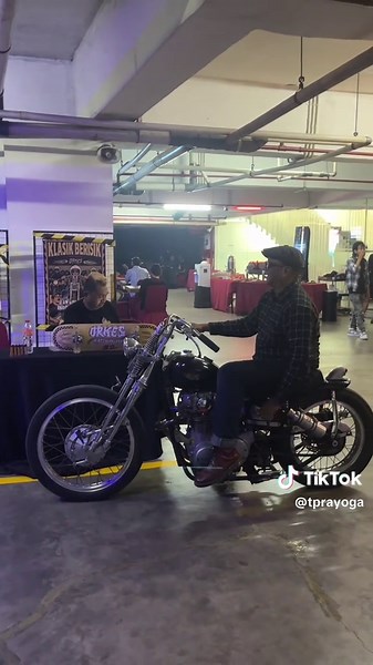 Building an XS650 Japanese Chopper: A Custom Guide