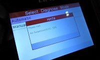 Using The iCarSoft LR II Multi-System Diagnostic Tool