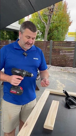 How to lock in a Drill Bit | KINCROME Tool Tip