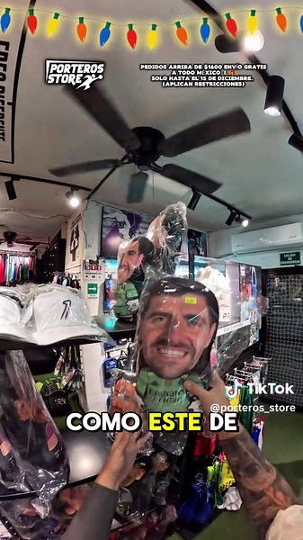 NOVEDADES EN TIENDA conoce un poco de lo tenemos disponible, no te quedes sin tu regalo de navidad. Envíos GRATIS solo MÉXICO 🇲🇽 hasta el 15 de diciembre 🧤📦✈️🚚 #portero #futbol #keeper #fyp #fypシ