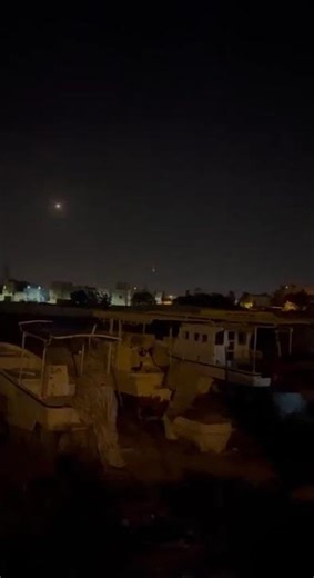 İran füzeleri Bahreyn'i hedef alıyor