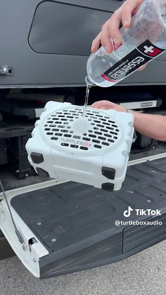 Enhance Your Summer Soundtrack with Turtlebox Audio