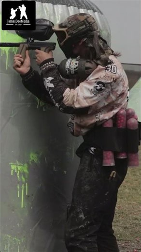 Shoot and Move! #gunfighting #bestofpaintball