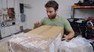 421K views · 2.1K reactions | Check out Rob Dahm unboxing his new 715 piece tool kit. Rob's creating his dream garage for all his cars! Buy the same tool kit today: https://bit.ly/2FnE4wH | Teng Tools USA | Facebook