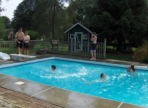 Average Pool Maintenance Cost - Best Estimates Cost To Maintain A Swimming Pool? » Own The Pool