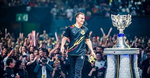 CKTG 2019: G2 Esports đả bại SK Telecom T1 để tiến vào trận chung kết