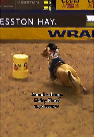 Hailey Kinsel Sets New Record in NFR Barrel Racing