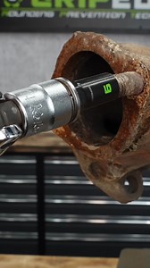 1.8M views · 14K reactions | This is how to remove a rusted exhaust manifold stud with a 9MM GripEdge socket extractor. We just released our 32-PC master socket extractor kit, which has both SAE and Metric extractors in both 1/4' and 3/8" drive. #mechanic #handtools #enginerepair #toolsofthetrade #GripEdge | GripEdge Tools | Facebook