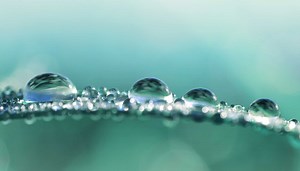 How to Use Plastic As a Vapor Barrier in the Walls