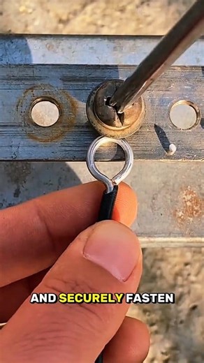 2.6K views | Wire loop for secure electrical connection. #electrician #lifehacks #ideas | DIY Incredible Tools | Facebook