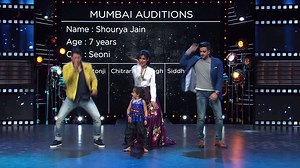 3.3M views · 10K reactions | Tables have turned. The judges receive a dance tutorial from a contestant who is only seven years old. Watch it to believe it. Catch the full episode here: bit.ly/LittleMastersEP2 | ZEE5 | Facebook