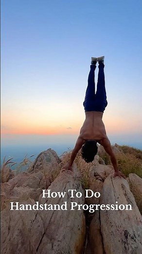 How To Do Handstand Progression #shorts #calisthenics #fitness #tutorial ￼