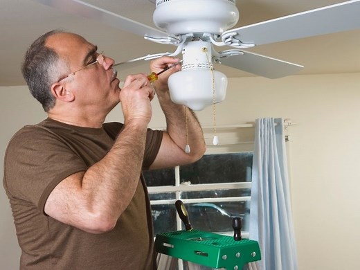 Connecting Red Wire In A Ceiling Fan (With Wiring Diagram)