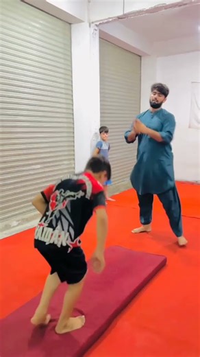 back flip from hand support