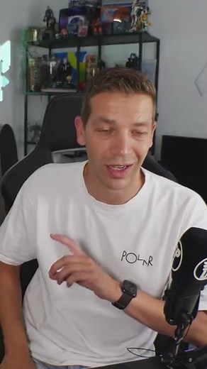 Zo maak je een PS4 Slim open en schoon #shorts