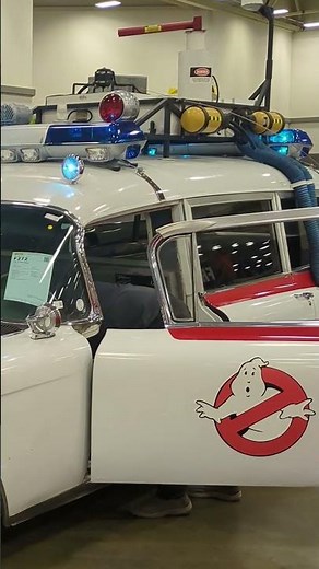 Playing around with the Ecto-1 Ghostbusters car at @mecum