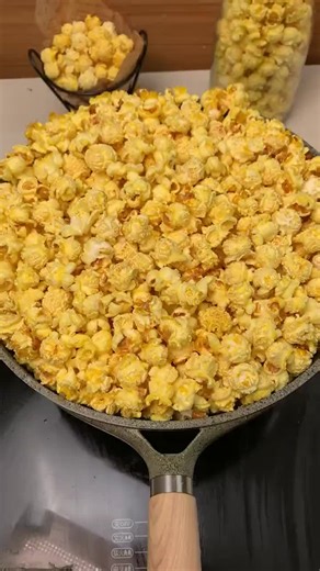How to Make Delicious Popcorn with Butter Hack