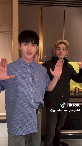 Hùng Huỳnh và Gemini: Những Bước Nhảy Đầy Tài Năng