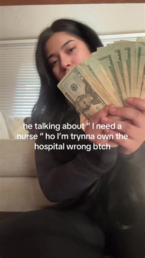 Ara L (@hellokittyt1tt1ez)’s video of hospital