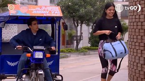 24K views · 354 reactions | ¡CELOS A LA VISTA! Alessia no pudo evitar sentirse celosa al ver que Jimmy estaba cargando a Lola en plena calle . Encuentra más momentos como este AQUÍ ► https://bit.ly/43PwlPs Mira el capítulo completo de #AFHS11 en @americatvgo.pe ► https://bit.ly/afhsfbtvgo | Cumbia POP | Facebook