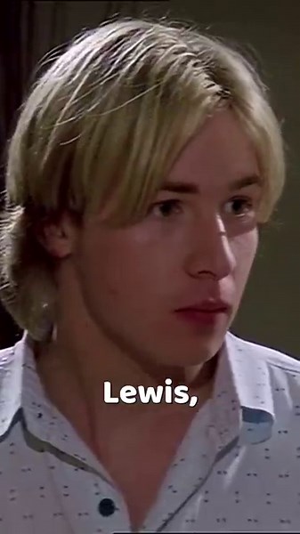 What was Lewis doing there? 😭😭#h2ojustaddwater #h2o