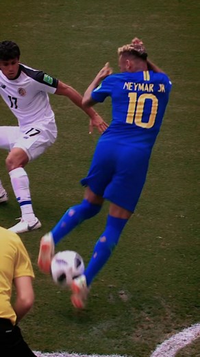 Neymar Rainbow Flick in FIFA World Cup Match