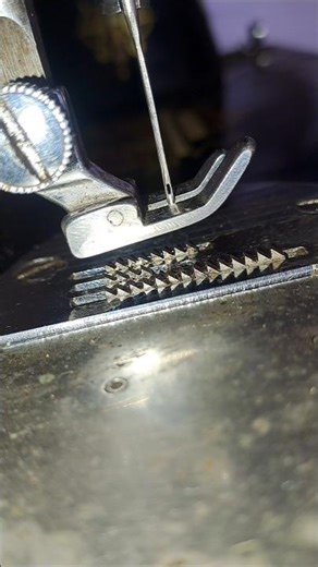 feed dog problem fix | sewing machine tips and tricks #sewing #sewingtips #shorts #sewinghacks