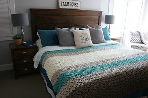 11 of the Best Easy Crochet Afghan Patterns YouTube Has to Offer
