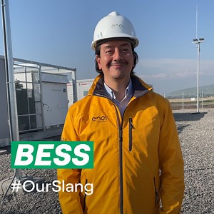 What are BESS (Battery Energy Storage Systems)? Today, we're discussing this topic with our colleague Pablo Merino. Watch the video to learn more! #BESS #StorageSystems #RenewableEnergy | Enel Green Power