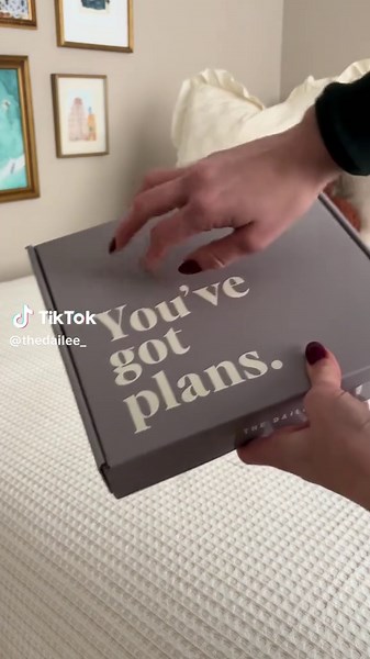 New planner sounds is like music to our ears 🤭 the Weekly College Planner is the perfect starting planner for students who need some sort of organization system, and it’s just an added bonus that it’s so pretty! #collegeplanner #collegeplanning #typebplanner #plannertok