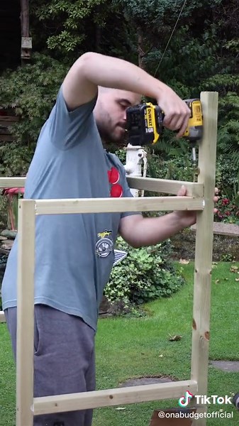 Build Your Own DIY Log Store This Winter