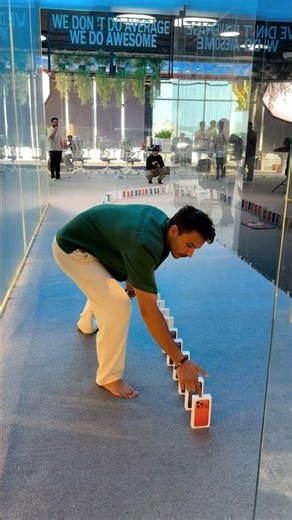 I Tried Advanced Domino Techniques on 300 iphone 17 pro max 😍 Here's What Happened #smartphone