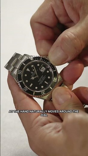 How To Use A Rotating Timing Bezel On A Watch