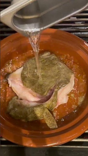 How To Make Pil Pil Sauce | STRAKER'S