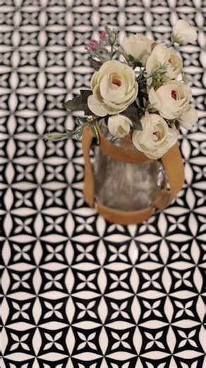 Inlay Georgia Round Coffee Table with Metal Stand - Geometric