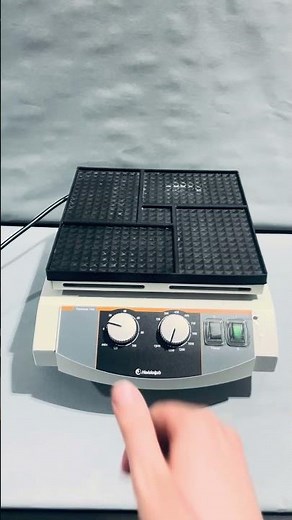 Heidolph Titramax 100 Orbital Shaker with Microplate Platform Holds 4 Plates