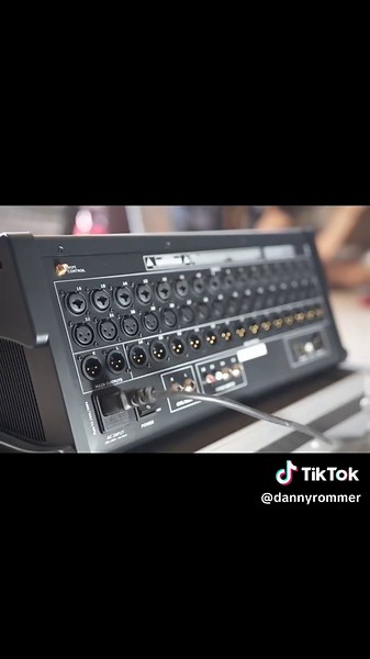 AD ALPHA 32: Mixer Berkualitas dengan Fitur Lengkap