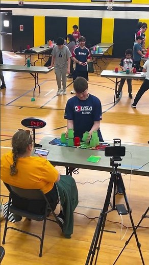 Speed Stacking in under 2 seconds 🤩 #sportstacking #speedstacking #cupstacking #speedstacks #fast