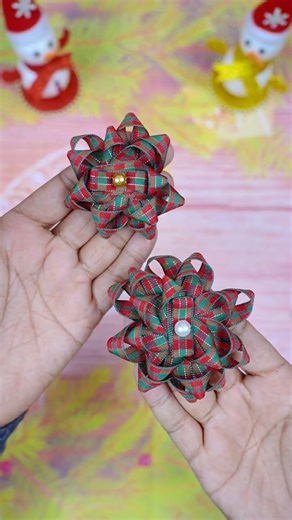 🎁 Festive Christmas Bow Making with Ribbon
