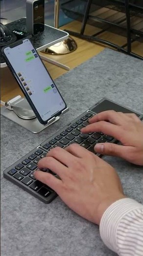 Foldable Keyboard with Touchpad – Work Anywhere, Mouse-Free