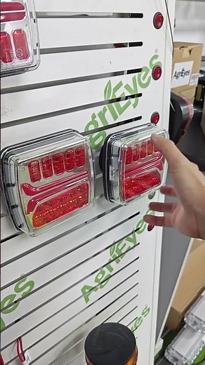 Wireless magnetic LED tow light for trucks, rechargeable trailer lights kit with stable signal range