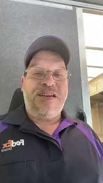 FedEx pay and benefits explained