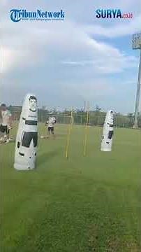 Persebaya Goalkeepers Intensify Training Ahead of Derby vs. Persija Jakarta