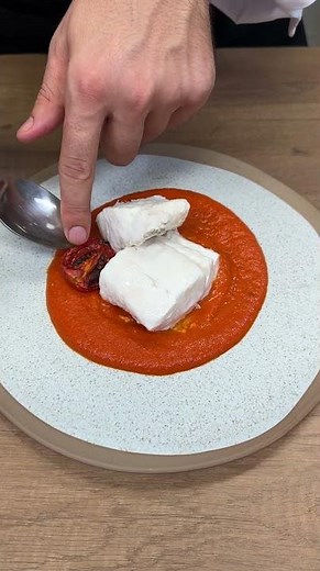 COD FILLET WITH TOMATO AND BASIL 🐟🍅 a fresh and elegant Italian seafood dish!